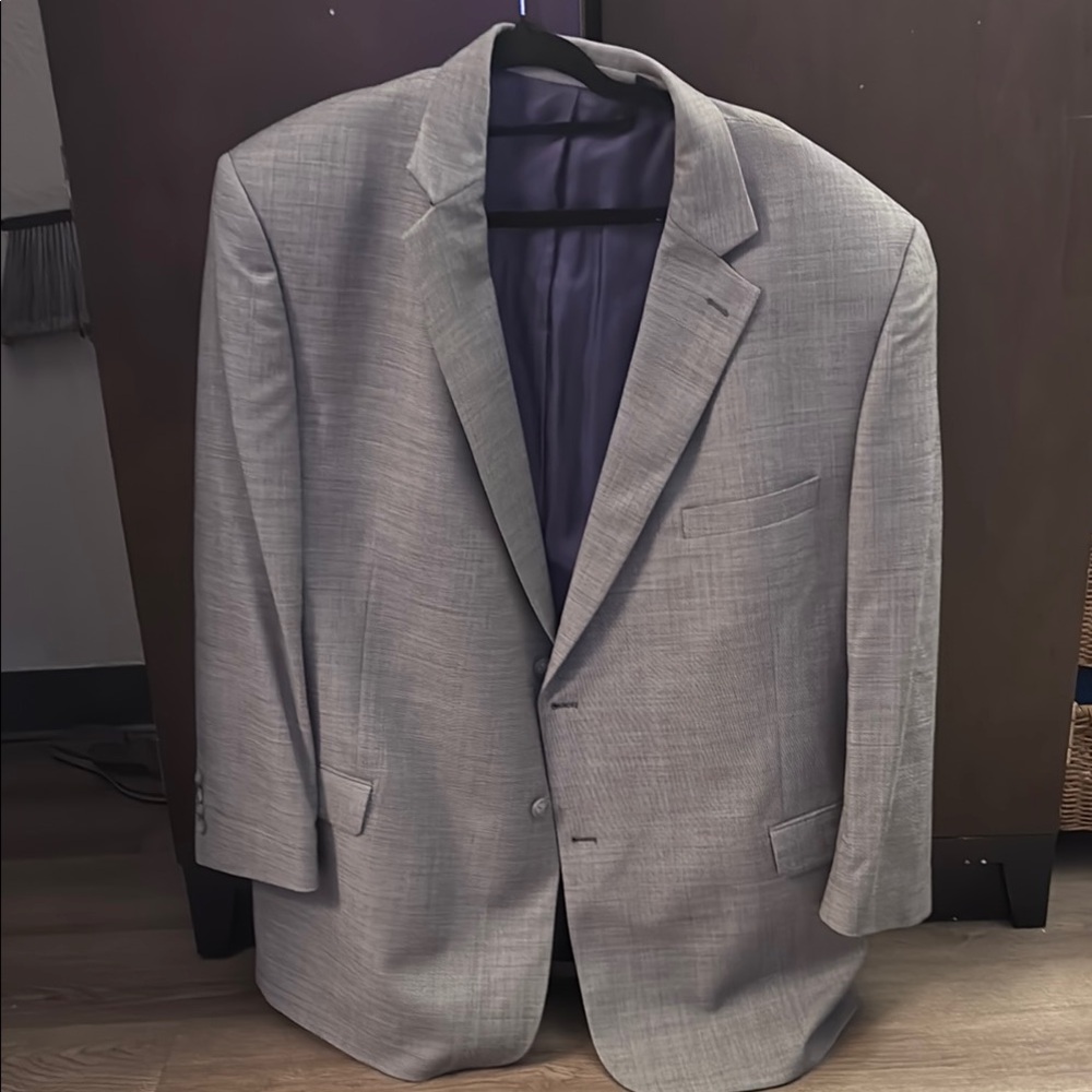 Jack Victor Signature Light Gray Wool-Blend Blazer with Notched Lapels